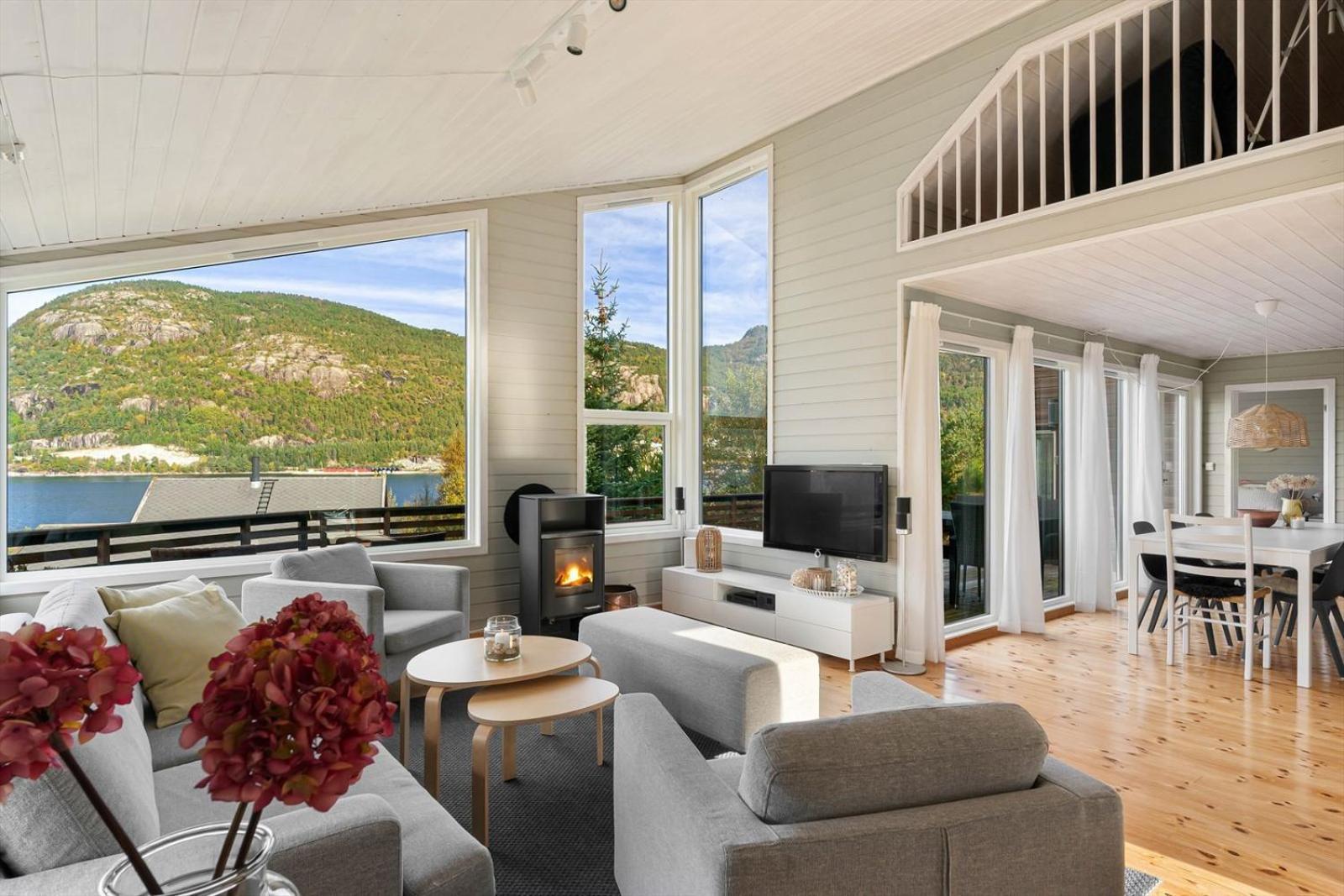 Charming House Located By The Fjord With The Pultpitrock Within Short Distance Villa Jørpeland Kültér fotó