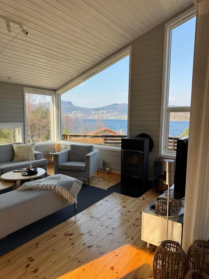 Charming House Located By The Fjord With The Pultpitrock Within Short Distance Villa Jørpeland Kültér fotó